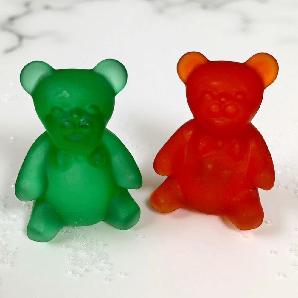 Retro Satin‎ Art Glass Gummy Bear Paperweights Set of 2 Teddy Bears Green Red 3"